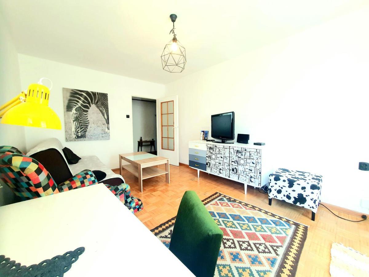 Yellow Apartment Oposite Zoo Stary Toruń Εξωτερικό φωτογραφία