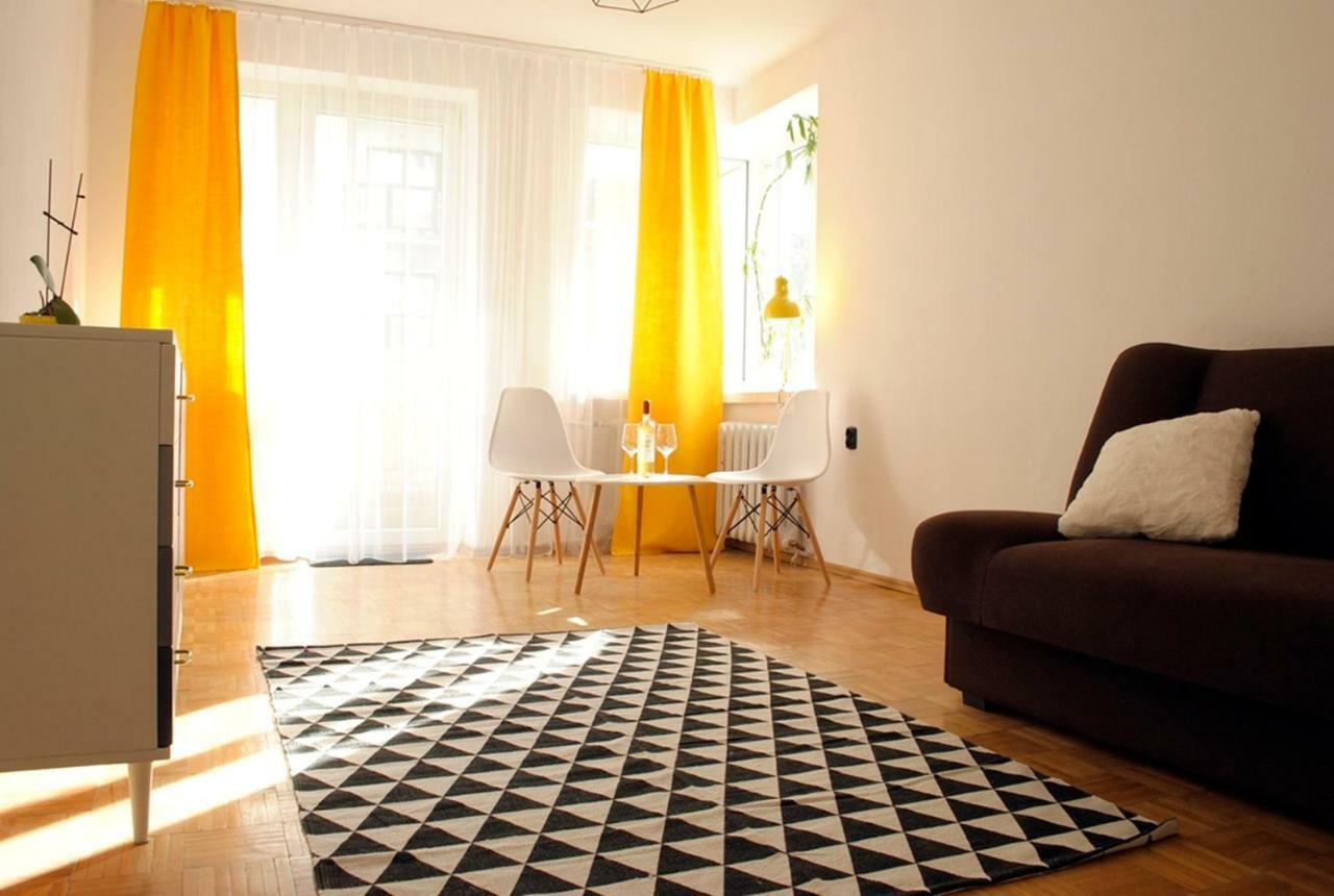 Yellow Apartment Oposite Zoo Stary Toruń Εξωτερικό φωτογραφία